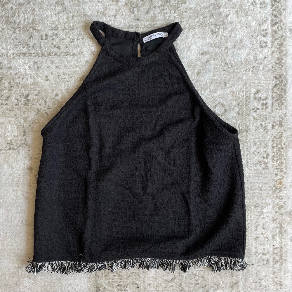 ZARA Adorable Halter Crop stop with black and white ruffles